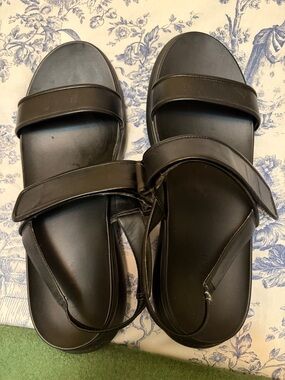 Black Cole Haan Sandals size 10